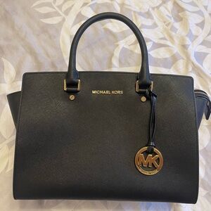 Michael Kors Selma Large Satchel with strap and MK logo